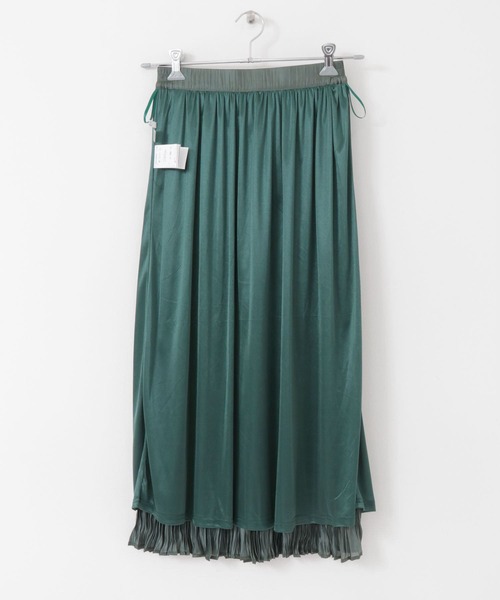 ITEMS URBANRESEARCH（アイテムズ アーバンリサーチ）の「シャイニープリーツスカート（スカート・レディース・ベージュ系その他/グリーン系その他/チャコールグレー・FREE）」の20枚目の写真