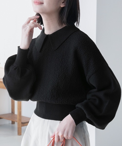 BONLECILL(ボンルシール)の「ポコポコ編み ボリュームスリーブ ニットポロクロップドプルオーバー(ニット/セーター・レディース・アイボリー/オレンジ/ブルー/ブラック/レッド/グレー・FREE)」の21枚目の写真
