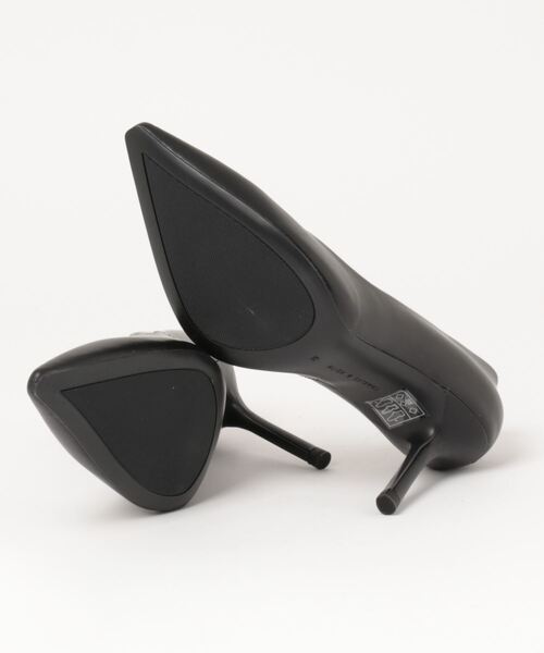 CHARLES & KEITH(チャールズ & キース)の「ポインテッドトゥ パンプス(パンプス・レディース・フューシャピンク/ブラック/アイボリー/ブラック系その他2・22.5cm/23cm/23.5cm/24.5cm/25cm/25.5cm)」の6枚目の写真