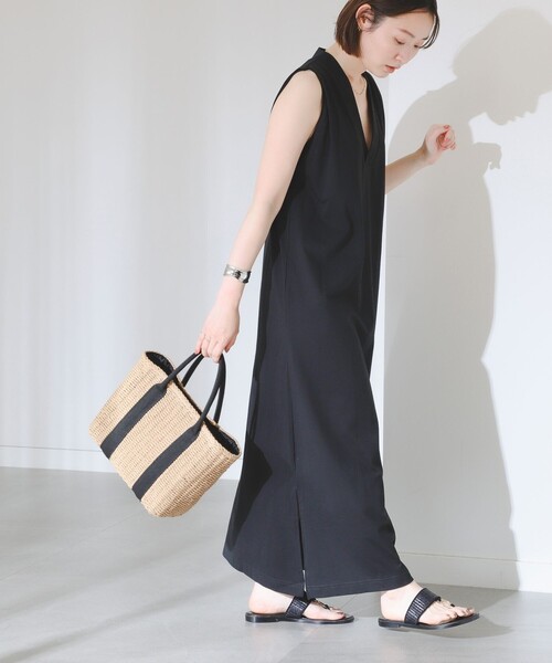 B:MING by BEAMS（ビーミングバイビームス）の「B:MING by BEAMS / Vネック マキシ ワンピース（ワンピース・レディース・ベージュ/カーキ/ブラック・FREE）」の18枚目の写真