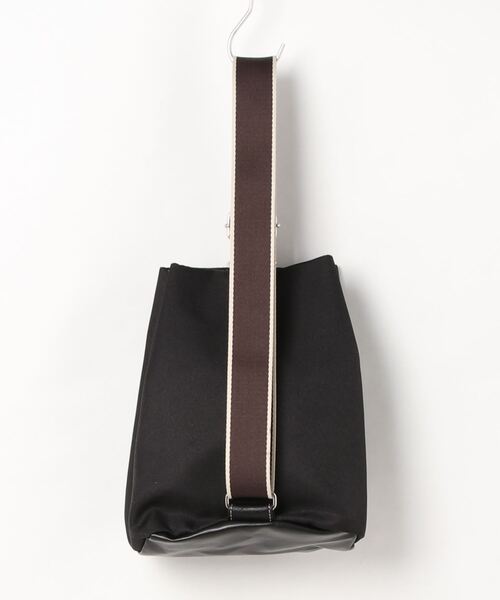 anello（アネロ）の「TRAD クロスボディバッグ（ハンドバッグ・レディース・ブラック/ベージュ・-）」の14枚目の写真