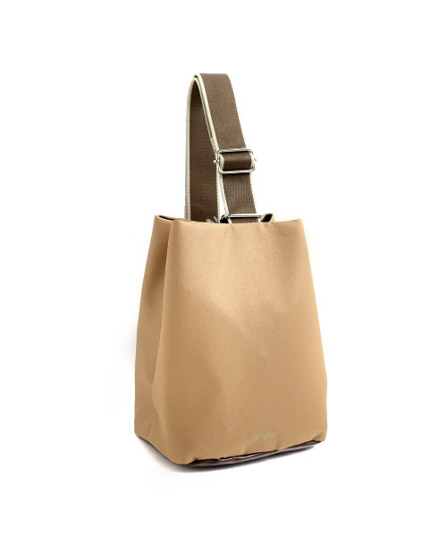 anello（アネロ）の「TRAD クロスボディバッグ（ハンドバッグ・レディース・ブラック/ベージュ・-）」の3枚目の写真