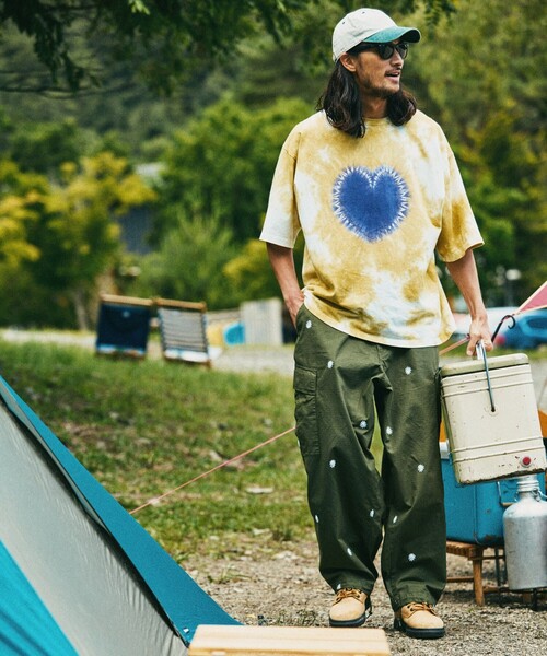 FREAK'S STORE（フリークスストア）の「タイダイ ハートTee/ショートスリーブ カットソー（Tシャツ/カットソー・メンズ・ブラック/イエロー/ブラウン/グリーン・MEDIUM/LARGE）」の8枚目の写真