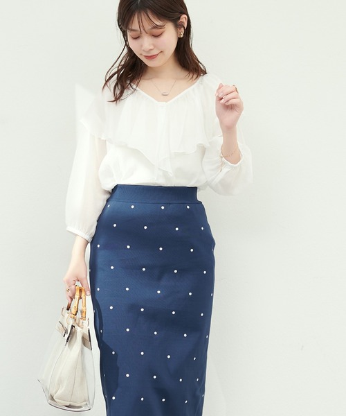 Vあきフリルシアーブラウス