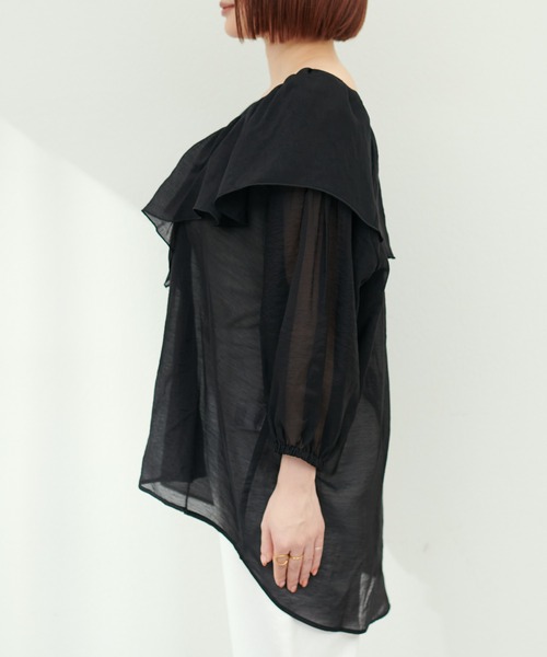 Vあきフリルシアーブラウス