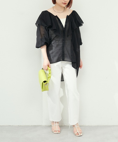 natural couture(ナチュラルクチュール)の「Vあきフリルシアーブラウス(シャツ/ブラウス・レディース・オフホワイト/ブラック/オレンジ・FREE)」の19枚目の写真