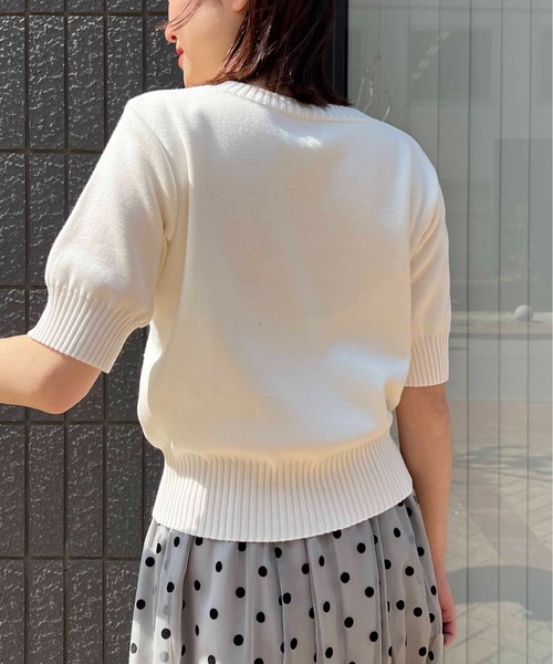 PICCIN（ピッチン）の「【日本製】刺繍入りクロップドニット（ニット/セーター・レディース・オフホワイト/サンドベージュ/ブラック/グレー・M）」の7枚目の写真