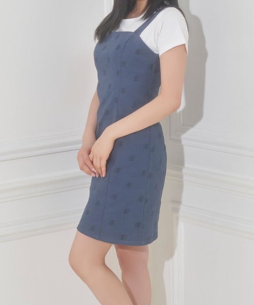 ANDGEEBEE（アンジービー）の「総柄ツイルジャンスカ（ジャンパースカート・レディース・チャコールグレー/ブルー・MEDIUM）」の12枚目の写真