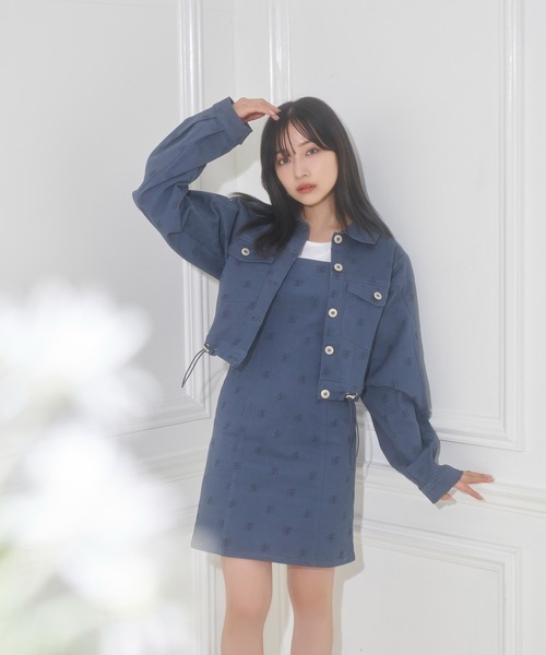 ANDGEEBEE（アンジービー）の「総柄ツイルジャンスカ（ジャンパースカート・レディース・チャコールグレー/ブルー・MEDIUM）」の14枚目の写真