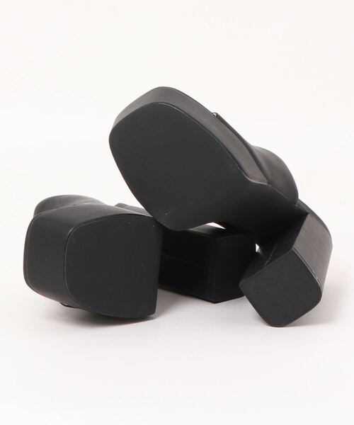 BENETTON (UNITED COLORS OF BENETTON)（ベネトンユナイテッドカラーズオブベネトン）の「チャンキーヒールサンダル（サンダル・レディース・ブラック/ライトピンク・36/37/38/39）」の3枚目の写真