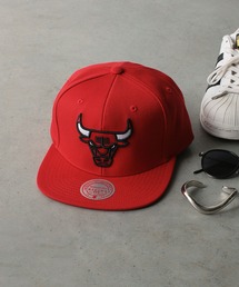 Mitchell&Ness（ミッチェル&ネス）の「【Mitchell&Ness】NBA TEAM GROUND 2.0 SNAPBACK CELTICS BULLS LAKERS KNICKS SUNS/ベースボールキャップ（キャップ）」