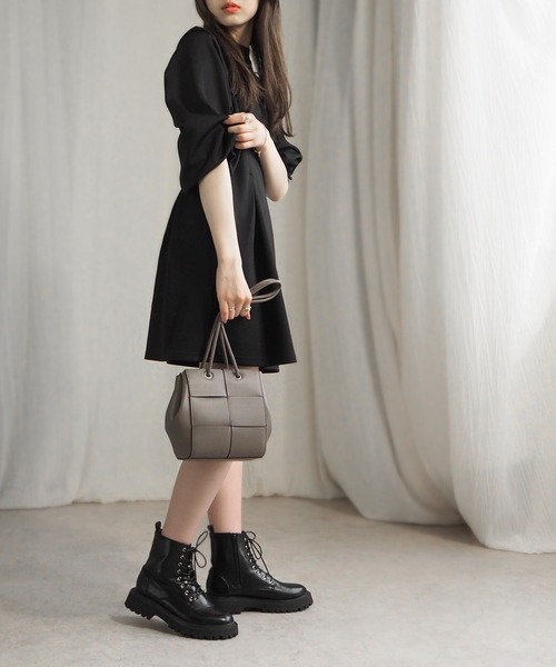 minia(ミニア)の「ブレイドミニバッグ(ハンドバッグ・レディース・アイボリー/ブラック/モカ・FREE)」の13枚目の写真