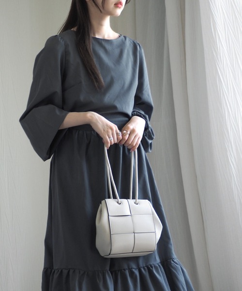 minia(ミニア)の「ブレイドミニバッグ(ハンドバッグ・レディース・アイボリー/ブラック/モカ・FREE)」の16枚目の写真