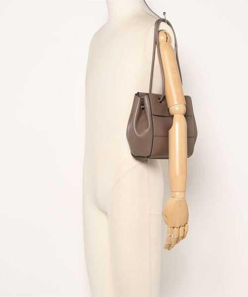 minia(ミニア)の「ブレイドミニバッグ(ハンドバッグ・レディース・アイボリー/ブラック/モカ・FREE)」の12枚目の写真