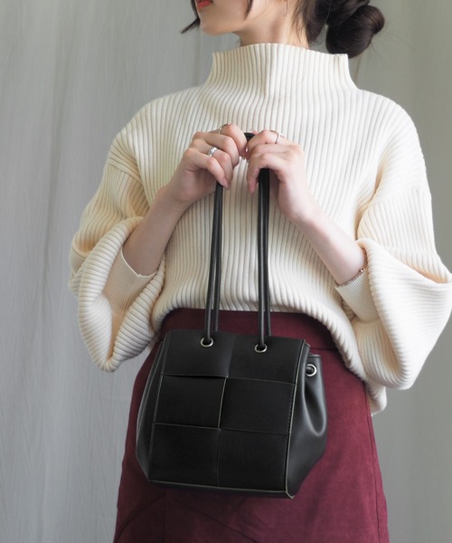 minia(ミニア)の「ブレイドミニバッグ(ハンドバッグ・レディース・アイボリー/ブラック/モカ・FREE)」の19枚目の写真