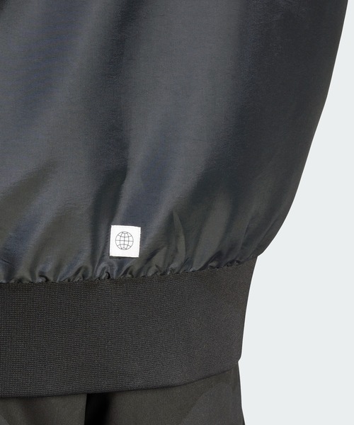 adidas（アディダス）の「オールブラックス ラグビー 薄手中わた