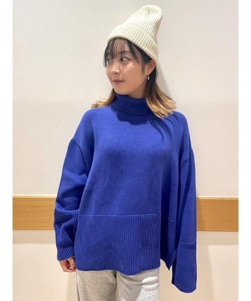 GAP（ギャップ）の「リラックス タートルネック チュニックセーター（ニット/セーター・レディース・ブルー/ブラック/グリーン・XS/M/S/XL/XXS/L）」の13枚目の写真