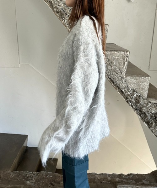 EPIMI E'PIMMY（エピミエピミー）の「【ハンドウォッシャブル】シャギーVネックオーバーカーディガン（カーディガン/ボレロ・レディース・ブラック/ベージュ/ネイビー/オフホワイト/イエロー・MEDIUM）」の12枚目の写真