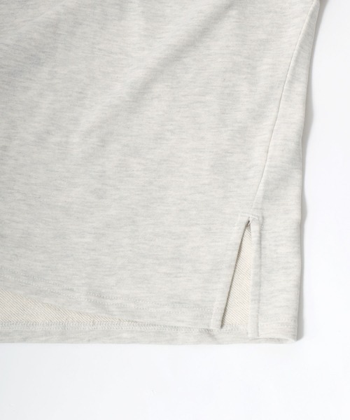 CONVERSE(コンバース)の「CONVERSE/コンバース カレッジロゴ ノースリーブ ベスト レディース メンズ(Tシャツ/カットソー・レディース・オートミール/スミクロ/ネイビー/ワイン・M/L/LL)」の17枚目の写真