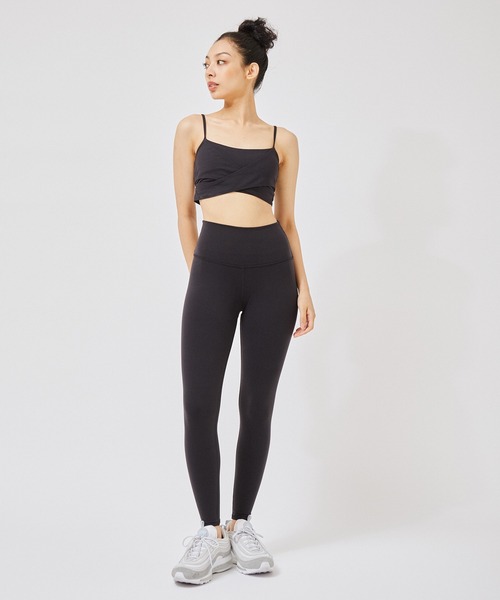 Alo Yoga（アロヨガ）の「【alo】Airbrush Enso Bra ブラトップ