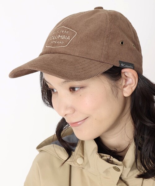 Columbia（コロンビア）の「Columbia／クレディットクレスト キャップ／コロンビア／コーデュロイ／UVカット（キャップ・メンズ・ブラック/ベージュ/グリーン/グリーン系その他/ベージュ系その他/ブラック系その他・ONE SIZE）」の3枚目の写真