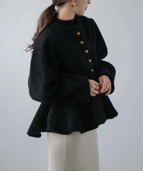 AMELY(エミリー)の「ペプラムボアジャケット(その他アウター・レディース・グレー/ブラウン/ブラック/アイボリー・L/M)」の10枚目の写真