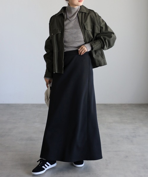 amini(アミニ)の「【セットアップ対応商品】裏起毛スウェットフレアスカート(スカート・レディース・ブラック/アイボリー・MEDIUM)」の2枚目の写真