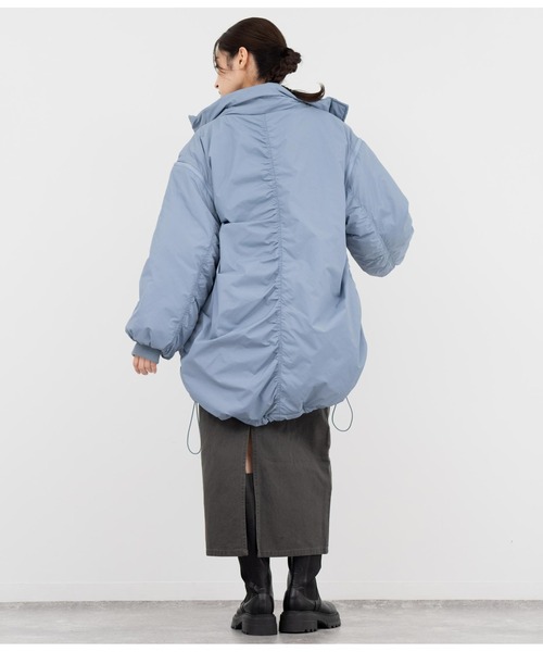 ANAP(アナップ)の「2WAYエコクラウド中綿モンスターコート(ダウンジャケット/コート・レディース・ブルー/ホワイト/スミクロ・FREE)」の13枚目の写真