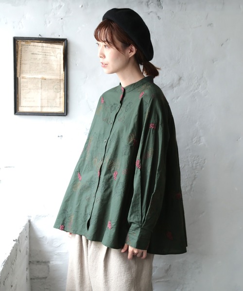 soulberry(ソウルベリー)の「葡萄畑の刺繍ブラウス(シャツ/ブラウス・レディース・グリーン・LL/M/L)」の13枚目の写真