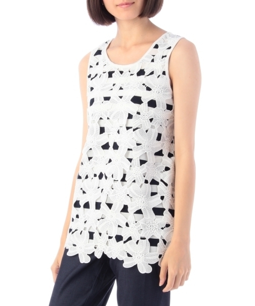 HusHusH（ハッシュアッシュ）の「レース重ねタンクトップ（タンクトップ・レディース・ブラック/イエロー/ブルー系1/グレー/ブルー/ホワイト・02/03）」の5枚目の写真