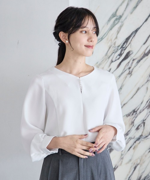 GLOBAL WORK（グローバルワーク）の「お手入れらくらく2WAYアクセ付きブラウス/970921（シャツ/ブラウス・レディース・ブラック/ライトグレー/オフホワイト・MEDIUM/LARGE）」の15枚目の写真