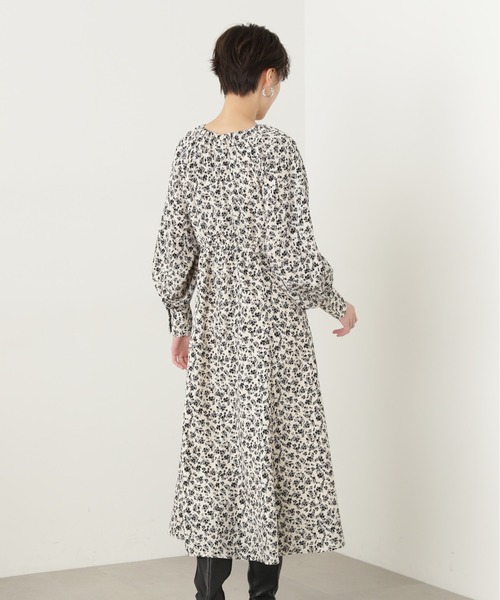 N.(N. Natural Beauty Basic)(エヌエヌナチュラルビューティーベーシック)の「◆フラワープリントラグランワンピース(ワンピース・レディース・オリーブ/オフホワイト・MEDIUM)」の16枚目の写真