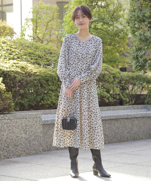 N.(N. Natural Beauty Basic)(エヌエヌナチュラルビューティーベーシック)の「◆フラワープリントラグランワンピース(ワンピース・レディース・オリーブ/オフホワイト・MEDIUM)」の6枚目の写真