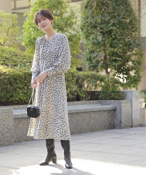 N.(N. Natural Beauty Basic)(エヌエヌナチュラルビューティーベーシック)の「◆フラワープリントラグランワンピース(ワンピース・レディース・オリーブ/オフホワイト・MEDIUM)」の8枚目の写真