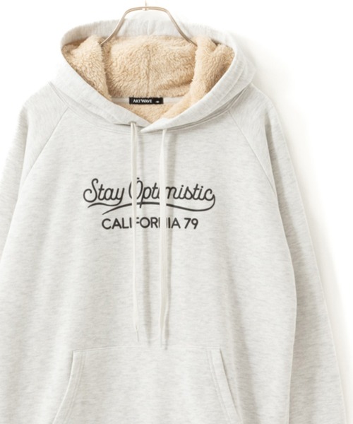 Mac-House（マックハウス）の「裏ボア あったか プリント/刺繍 パーカー（パーカー・レディース・ベージュ/チャコールグレー/グリーン/オートミール・M/L）」の4枚目の写真