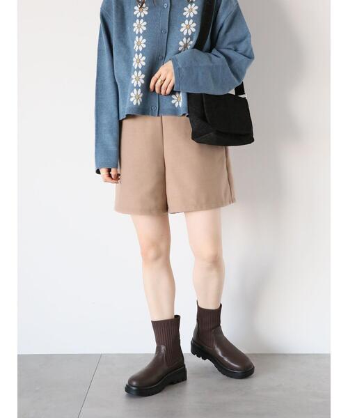 ehka sopo(エヘカソポ)の「◎TRサージショートパンツ(その他パンツ・レディース・ブラック/ベージュ/チャコールグレー/グレー・F)」の1枚目の写真