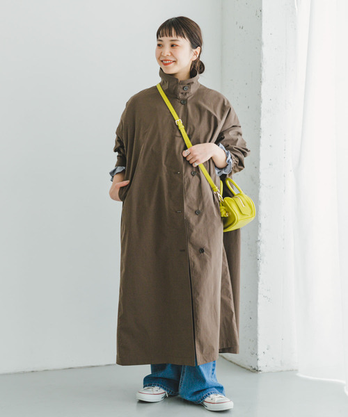 ITEMS URBANRESEARCH（アイテムズ アーバンリサーチ）の「ステンカラービッグコート（ステンカラーコート・レディース・ベージュ/ダークブラウン・FREE）」の17枚目の写真