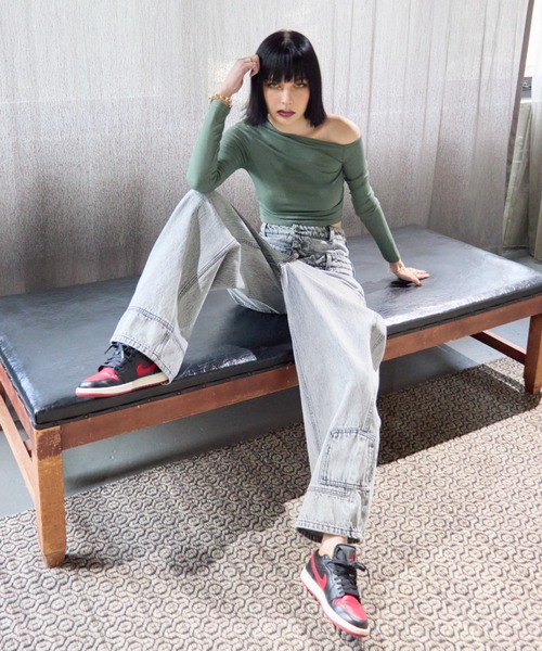 WONEM（ウォンエム）の「ヘムポケットダブルウエストジーンズ（デニムパンツ・レディース・ブルー/ブラック・1/2）」の7枚目の写真