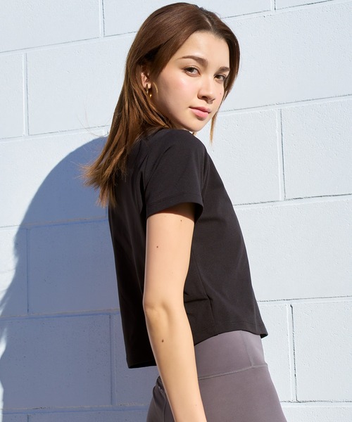 Ungrid（アングリッド）の「【ムラサキスポーツ限定】UNGRID/アングリッド  ワンポイントロゴ 水陸両用Tシャツ 541001（Tシャツ/カットソー・レディース・ホワイト/ブラック・M）」の9枚目の写真