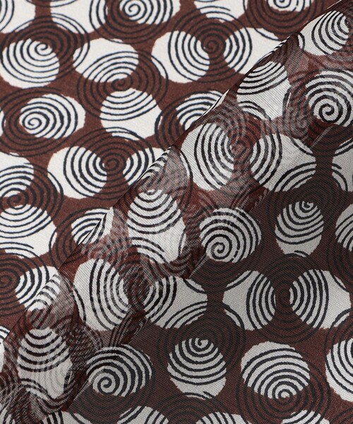 Fratelli Luigi（フラテッリルイージ）の「＜FRATELLI LUIGI＞ シフォン サークルプリント ポケットチーフ（ポケットチーフ・メンズ・ダークブラウン/ライトグレー/ライトブルー・FREE）」の5枚目の写真