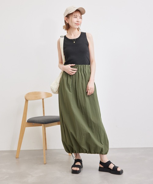 ROPE' PICNIC（ロペピクニック）の「メタルライクヤーンニットインナー（タンクトップ・レディース・ブラック/ホワイト/クリーム・38）」の7枚目の写真