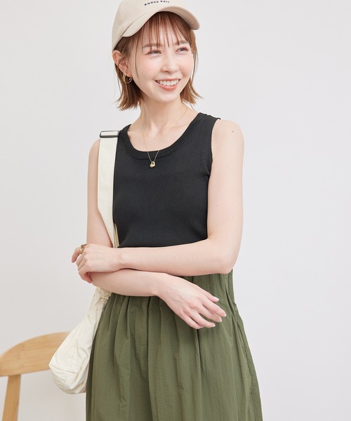 ROPE' PICNIC（ロペピクニック）の「メタルライクヤーンニットインナー（タンクトップ・レディース・ブラック/ホワイト/クリーム・38）」の4枚目の写真