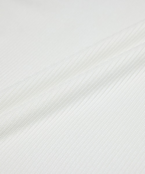 ROPE' PICNIC（ロペピクニック）の「メタルライクヤーンニットインナー（タンクトップ・レディース・ブラック/ホワイト/クリーム・38）」の15枚目の写真