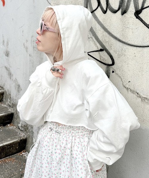 Alley by w closet（アリーバイダブルクローゼット）の「【Alley】ダメージプルオーバー（パーカー・レディース・スミクロ/ライム/オフホワイト・FREE）」の5枚目の写真