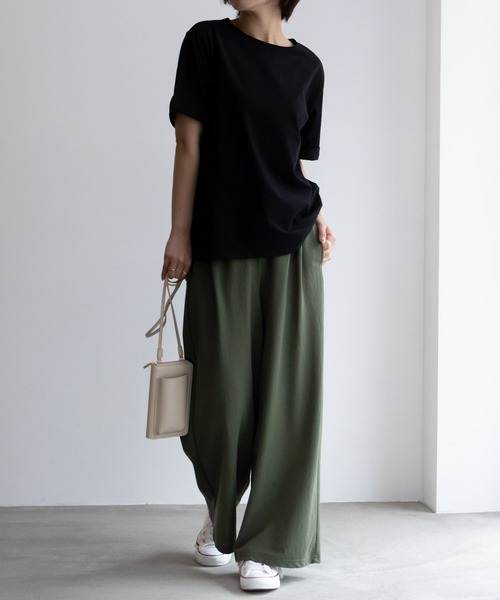 NAVY(ネイビー)の「NAVY 冷感 UVカット ドライ キレイ見えTシャツ(Tシャツ/カットソー・レディース・ベージュ/ホワイト/ブラック・L/M/XL/S)」の5枚目の写真