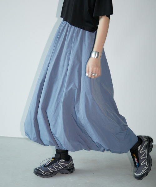 Aunt Marie's(アントマリーズ)の「ナイロンバルーンスカート(スカート・レディース・ブラック/アイボリー/ブルー・FREE)」の10枚目の写真