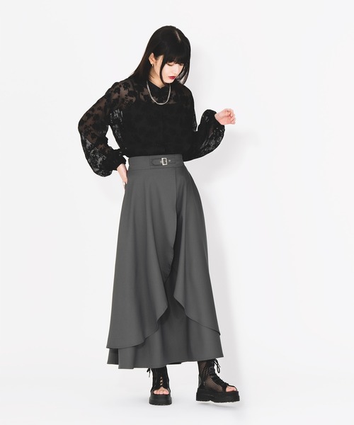 Ellno de Mavie(エルノデメヴィ)の「フラワーガラチャイナシアーシャツ(シャツ/ブラウス・レディース・ブラック/オフホワイト・FREE)」の9枚目の写真