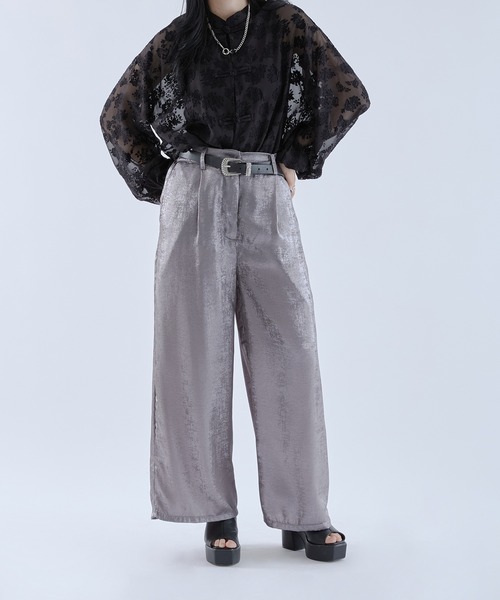 Ellno de Mavie(エルノデメヴィ)の「フラワーガラチャイナシアーシャツ(シャツ/ブラウス・レディース・ブラック/オフホワイト・FREE)」の18枚目の写真