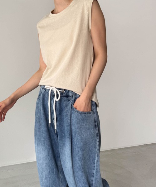 CANAL JEAN（キャナルジーン）の「El mar　コットンブレンドワイドショルダータンクトップ（タンクトップ・レディース・ブラック/ベージュ/アイボリー/グレー・ONE SIZE）」の4枚目の写真