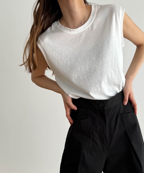 CANAL JEAN（キャナルジーン）の「El mar　コットンブレンドワイドショルダータンクトップ（タンクトップ・レディース・ブラック/ベージュ/アイボリー/グレー・ONE SIZE）」の2枚目の写真